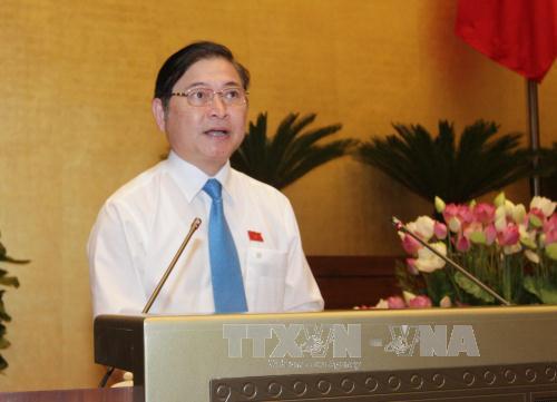 Thảo luận về dự án Luật tài nguyên, môi trường biển và hải đảo